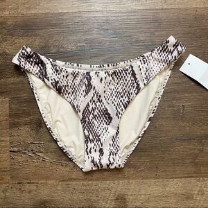 NWT BCBG MaxAzria Animal Print Bikini Bottoms 6